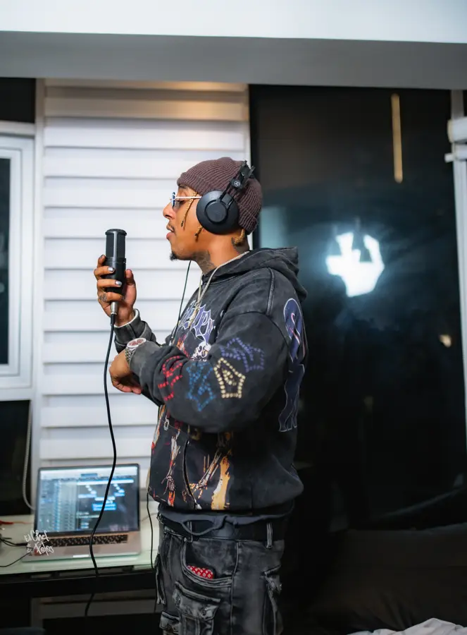 9UEVE in the studio